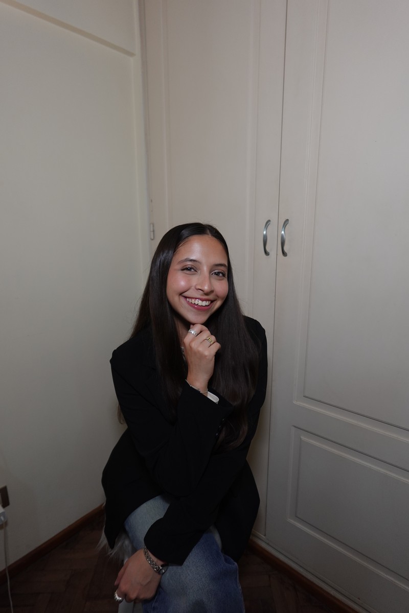 Allegra Ray - Licenciada en Marketing